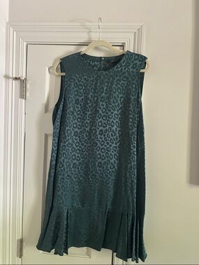 BCBGMaxAzria Teal Sleeveless Leopard Jacquard Shift Dress